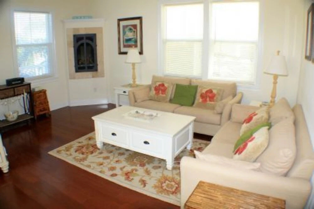 Sunsetter #5538 - 4 Br Home