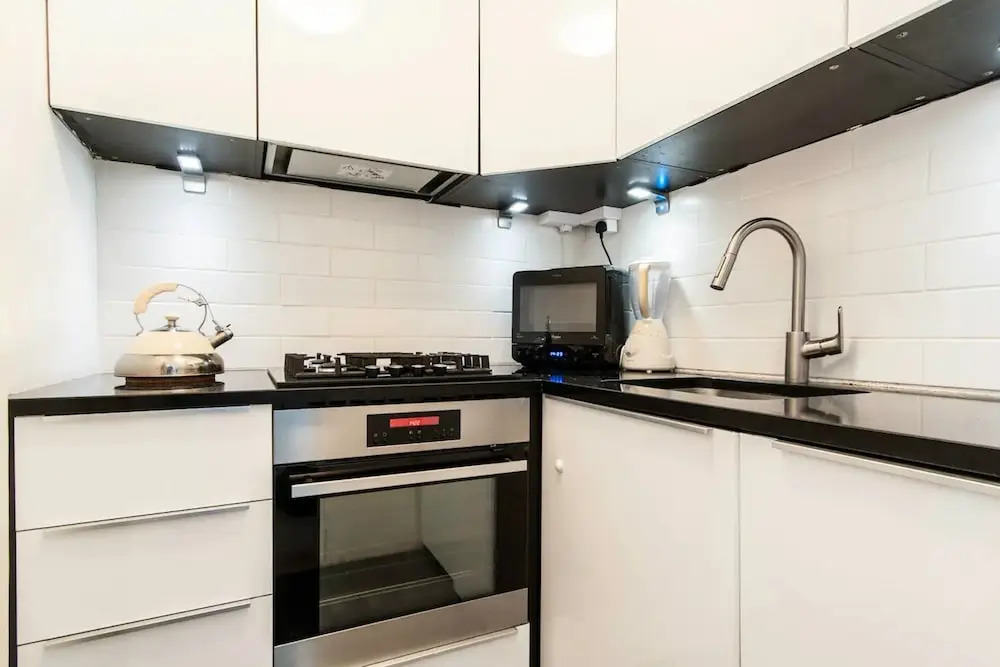 Spacious 2 Bedroom Flat in Prime Notting Hill