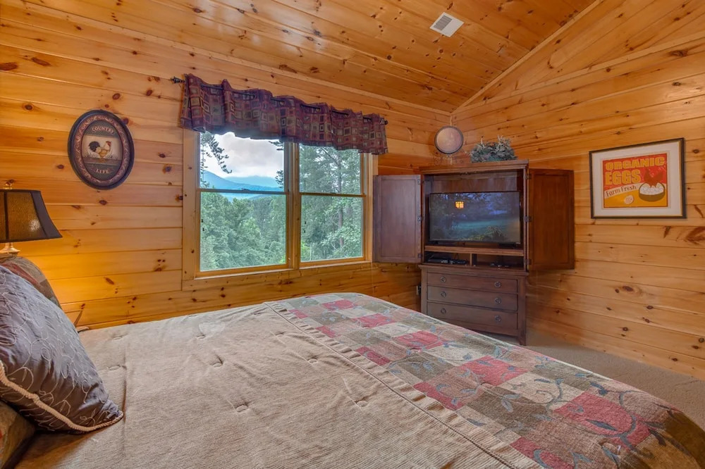 A Great Escape by Jackson Mountain Homes