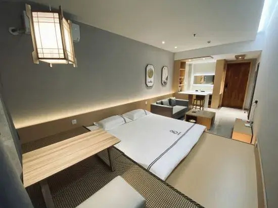 Xiaoyi Binguo E-sports Theme Apartment