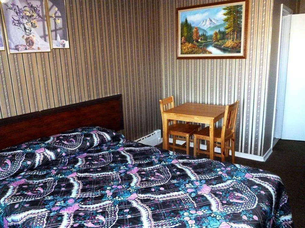 Maple Glen Motel