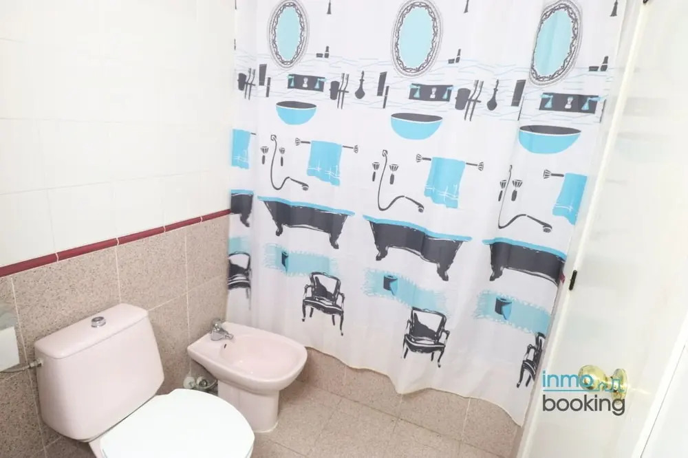 inmoBooking Cannes, con vistas a la piscina