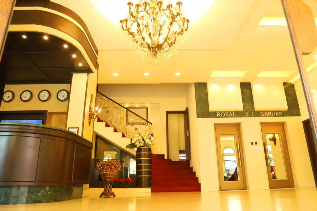 Royal Garden Hotel