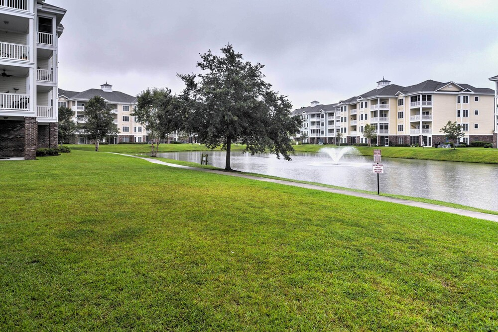 3 Mi to Broadway at the Beach: Condo w/ Pool!