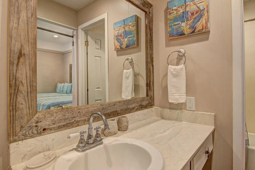 Island Oasis - 1 Br Condo