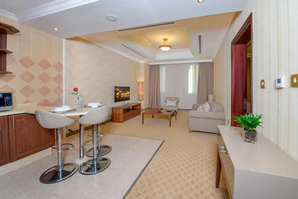 Al Diyafa Furnished Suites
