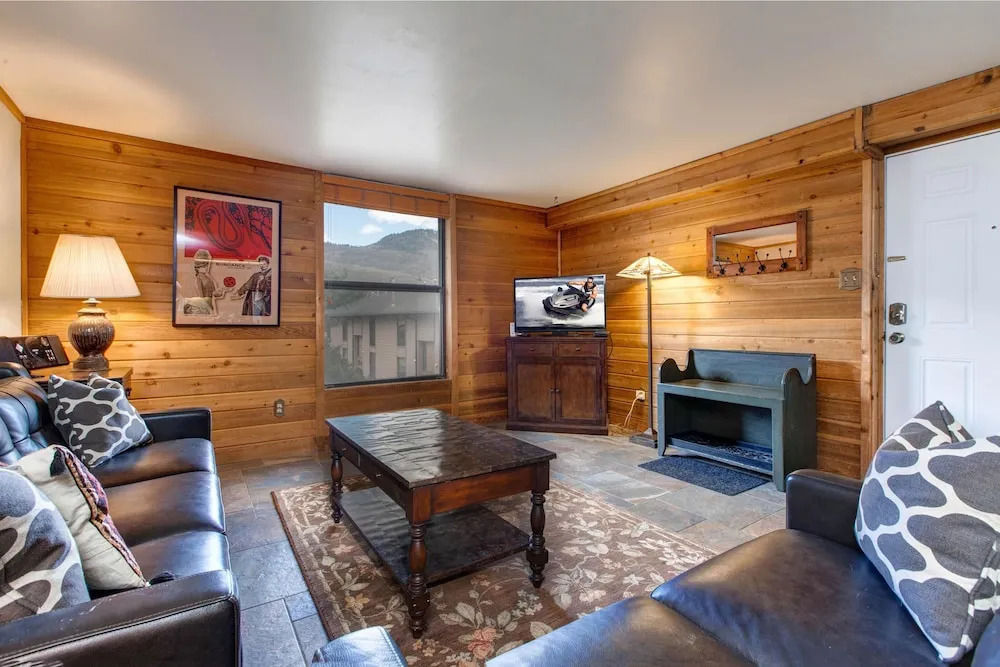 Snow Country Condominiums