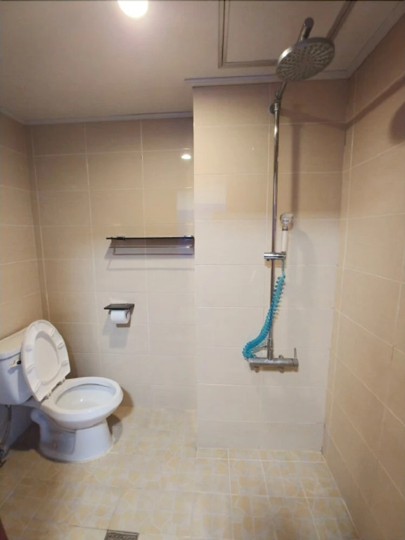 FOUR SEASON GUEST HOUSE - Hostel