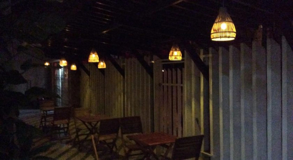 Center Homestay