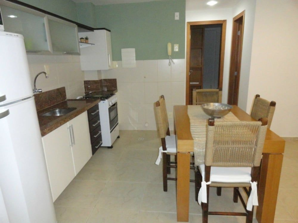 Aconchegantes Flats, 1 e 2 qtos, em Ponta Negra