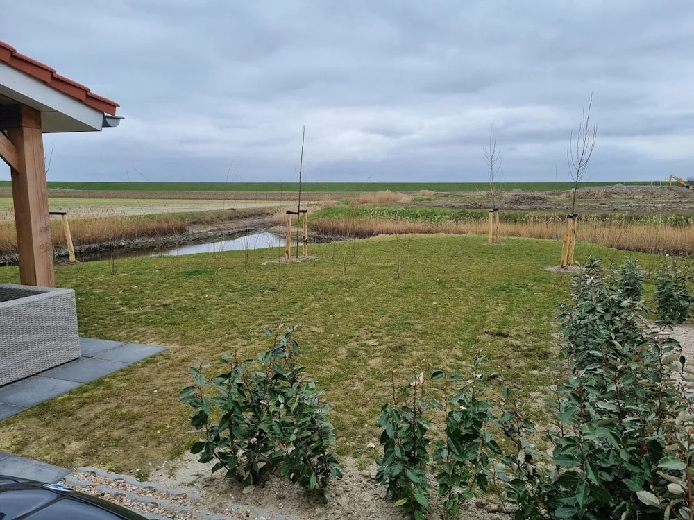 House near Scherpenisse Beach with Garden