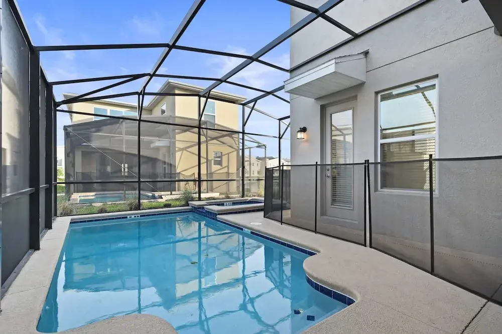 Luxurious Resort Home Near Disney & Shopping!