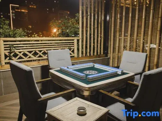 Qingshen Zhujian Guesthouse