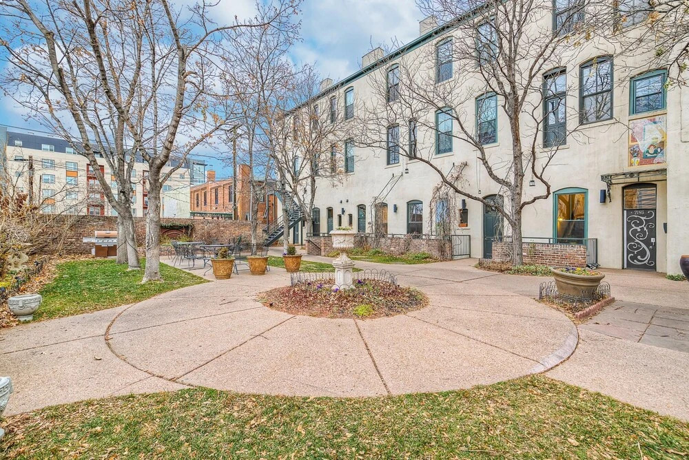 Downtown Five Points Sleeps 4