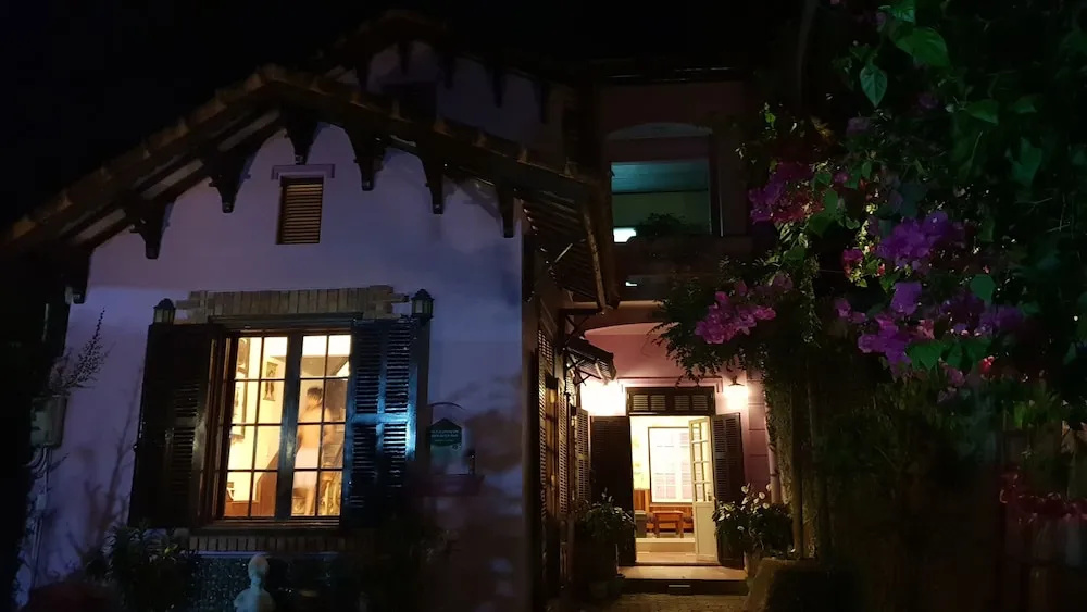 The Casting Homestay