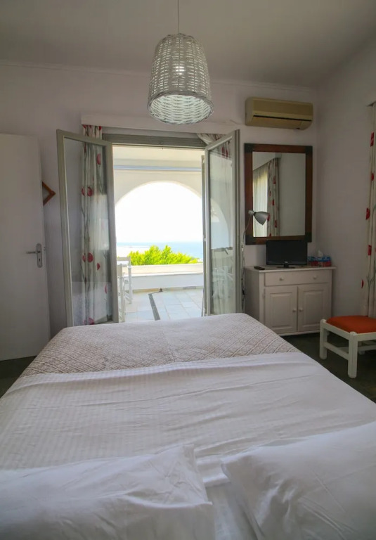 Home with View of Agios Ioannis in Tinos