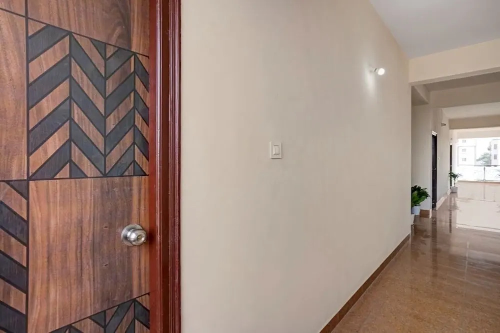 iROOMZ Fusion Inn Suites