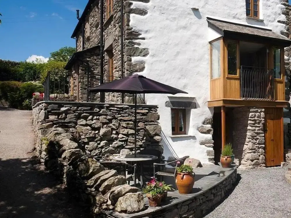 The Cosy Peacock