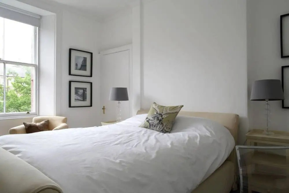 2 Bedroom Bruntsfield Apartment