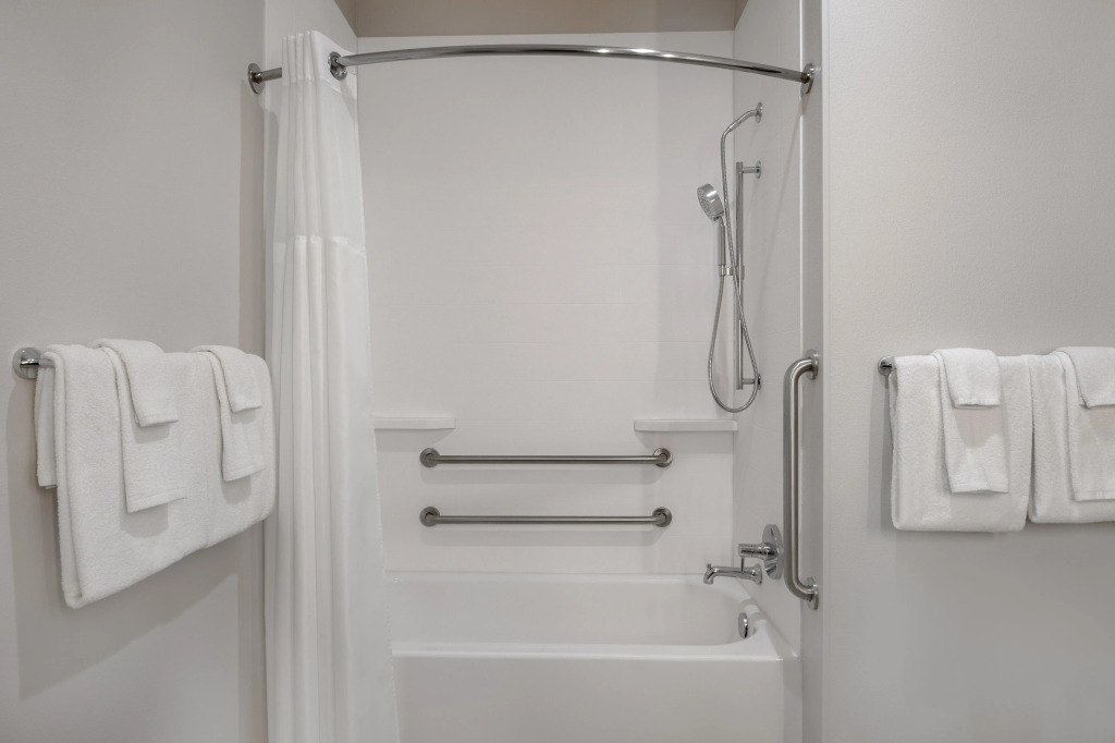 Holiday Inn Express Hotel & Suites Prattville South by IHG