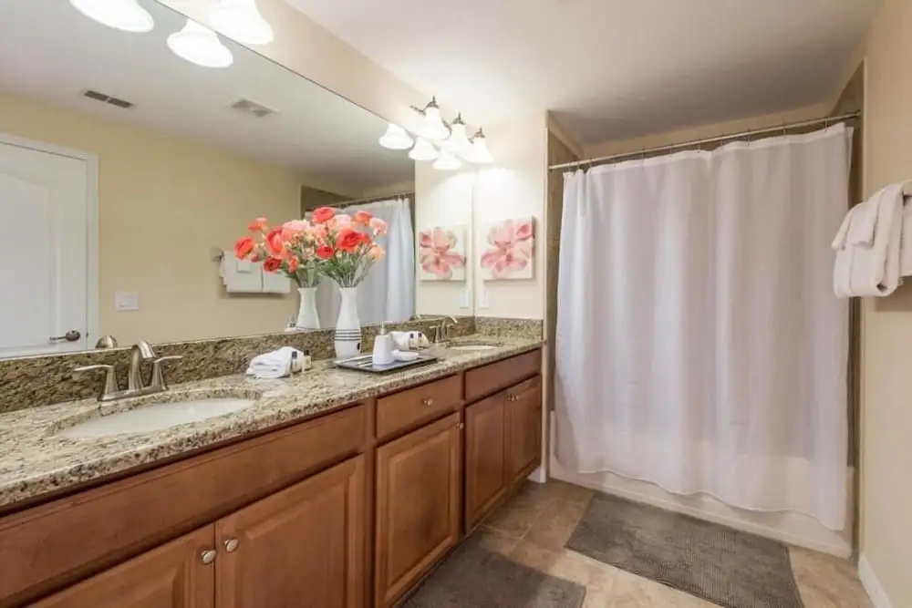 4899ct - Storey Lake 5 Bedroom Townhouse