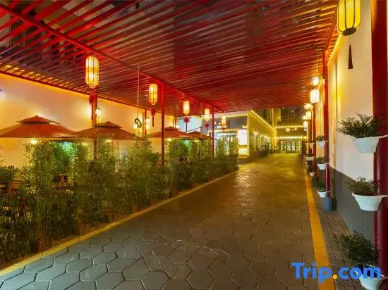 Jingyi Boutique Culture Hotel