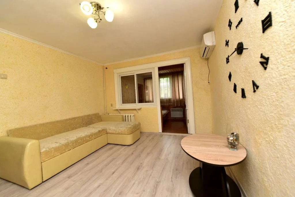 Inzhir Na Tsvetnom 28 Apartments