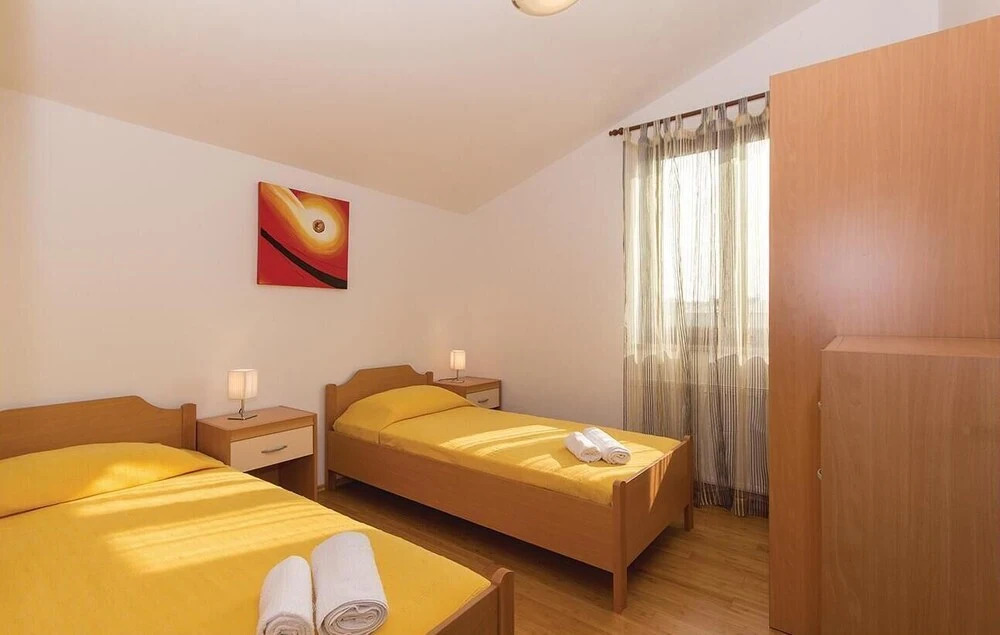 Awesome Home in Vodnjan With Wifi and 3 Bedrooms