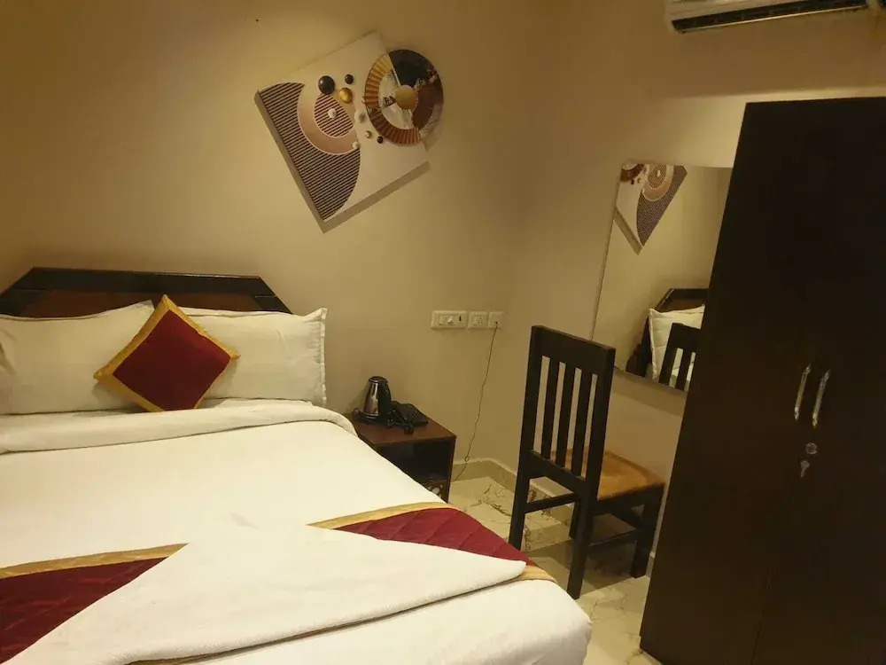 Hotel APM Grand
