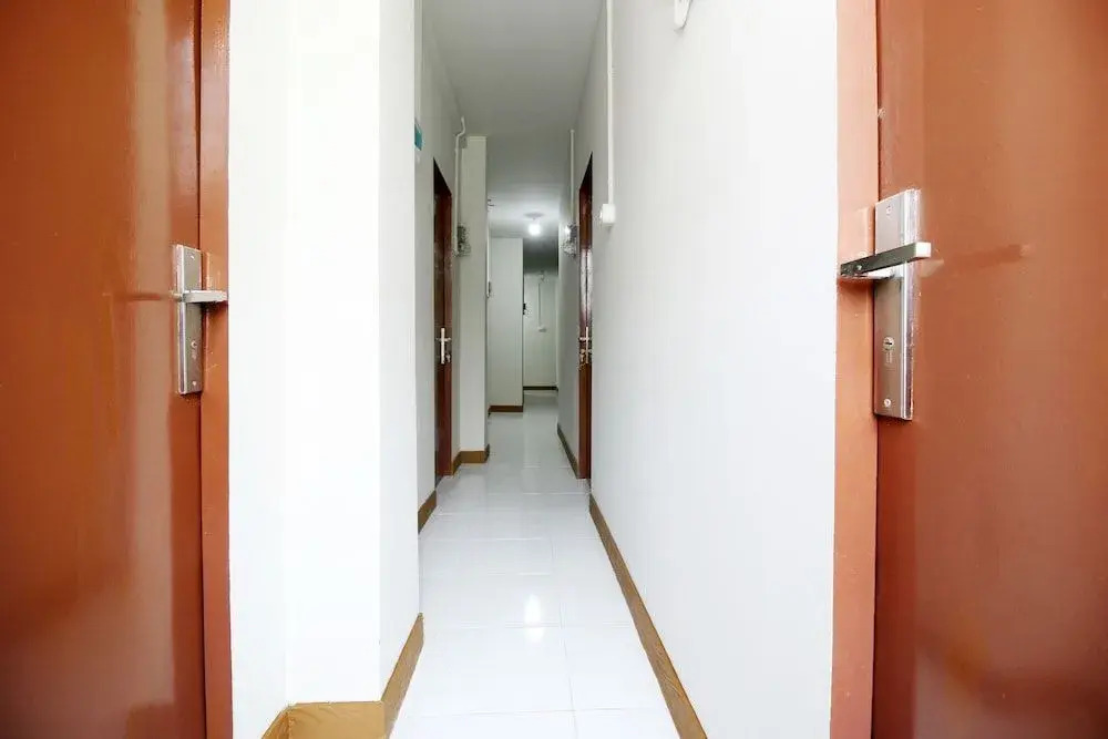 Airy Eco Syariah Johar Baru Utara Satu Gang Sepuluh Jakarta