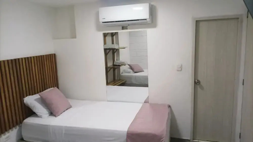 Hostal Catalleya