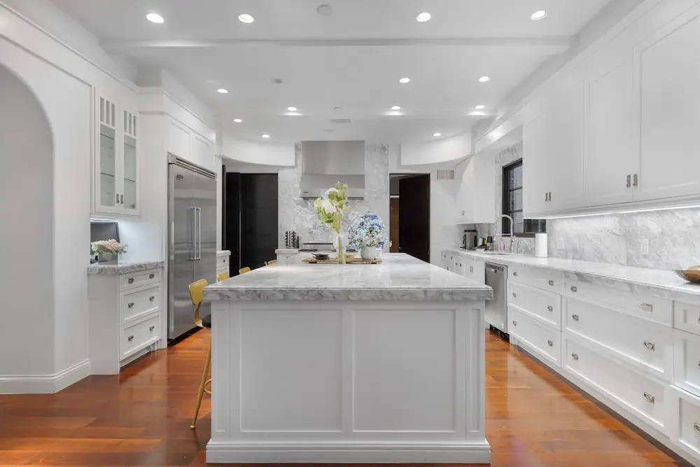 Spanish Villa - Stunning Coldwater Canyon Villa With Pool and Views