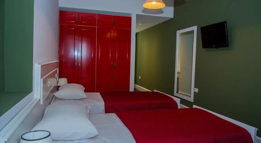 Midtown Hotel