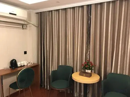 Dujuanhua Theme Hotel