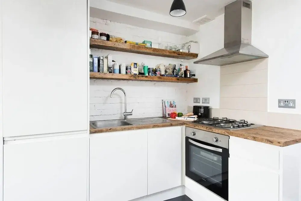 Beautiful And Central 2BR Loft Apartment