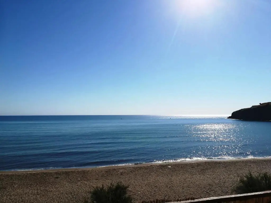 Noemi Holiday House