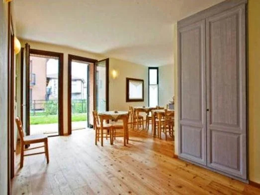 Alisee Bed  Breakfast