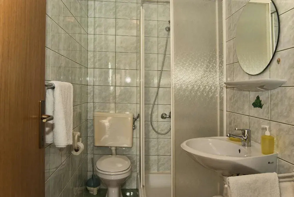 Apartments Zderic