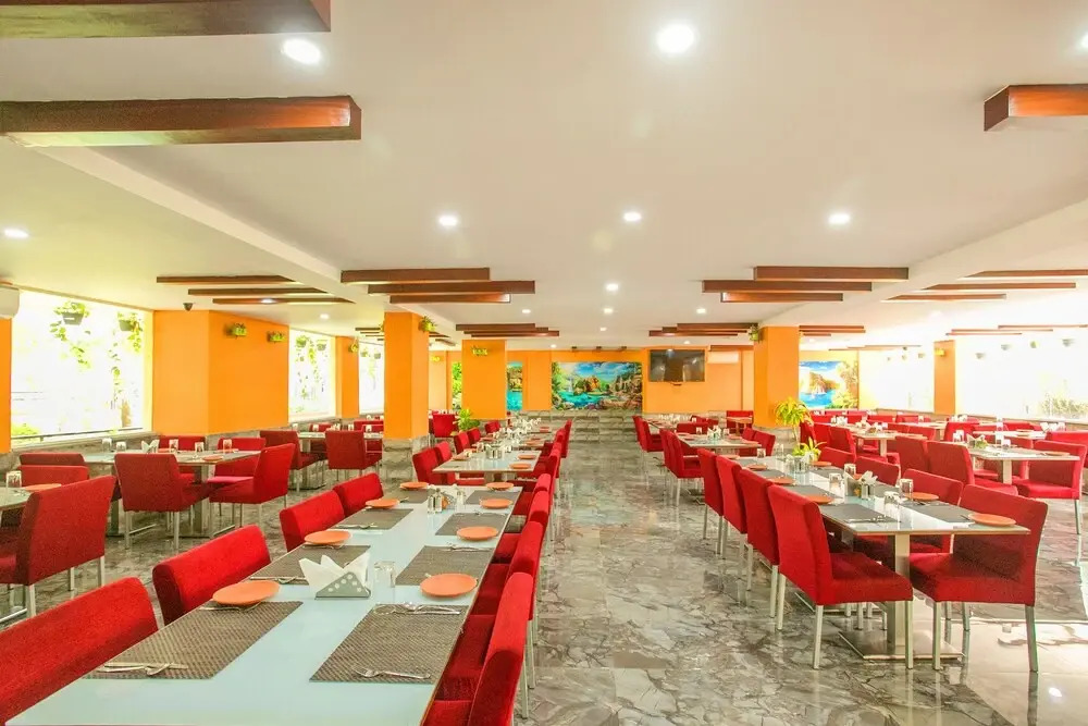 Hotel Comforts Suites