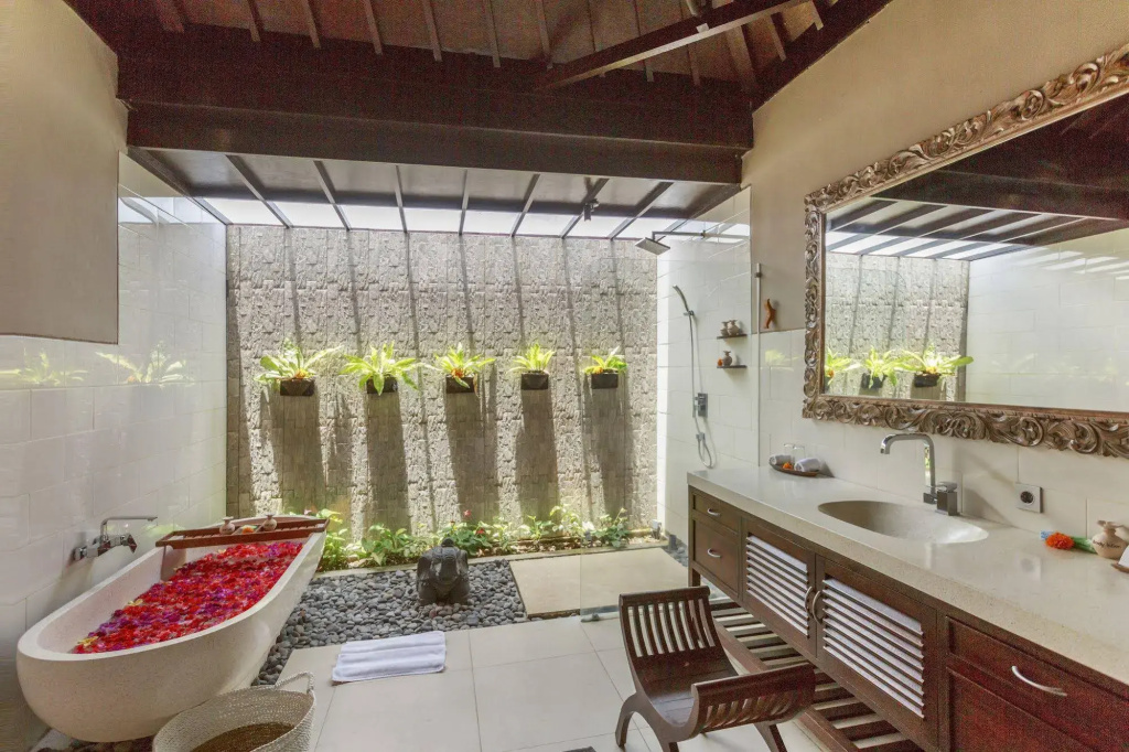 Solo Villas & Retreat