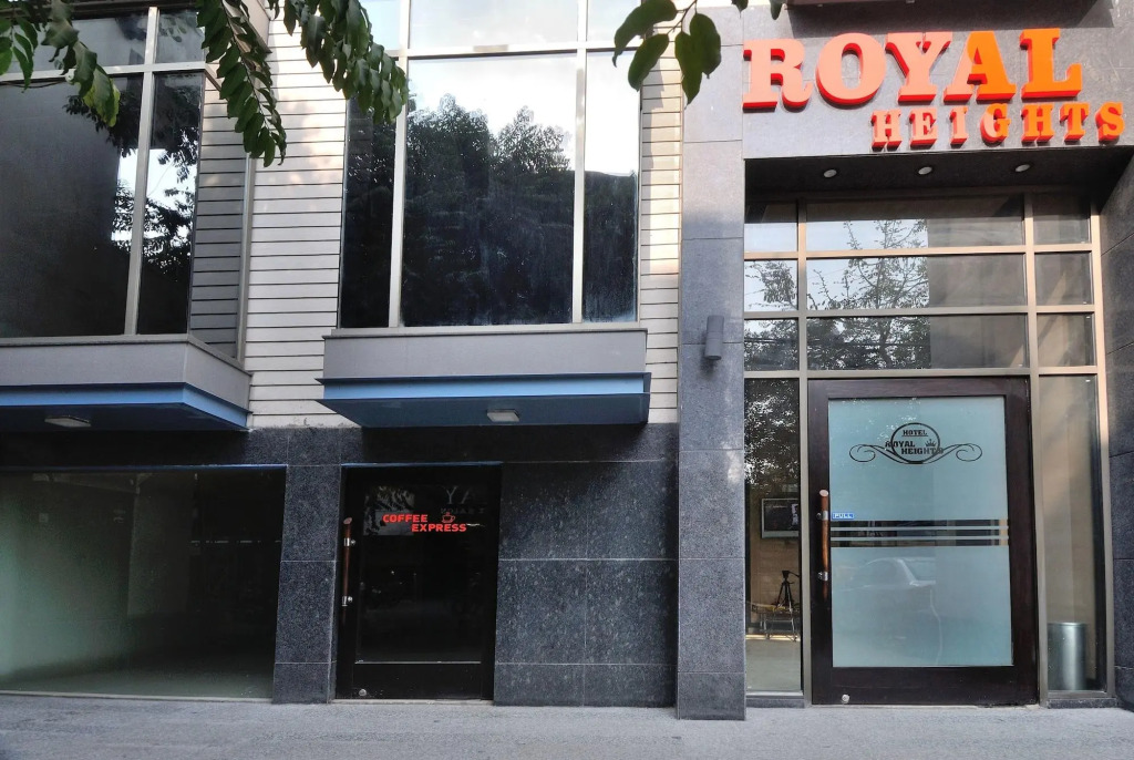 Hotel Royal Grand - Opposite Axis Bank East Patel Nagar