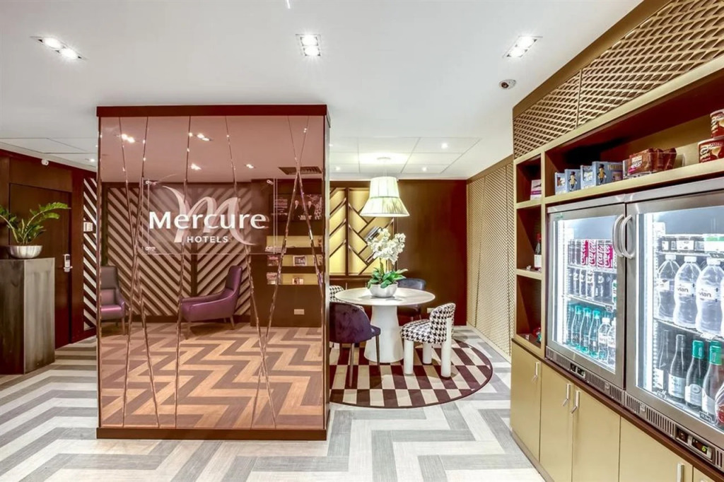Mercure Paris Arc de Triomphe Etoile
