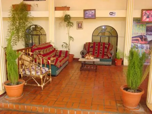Hotel Mirador del Lago
