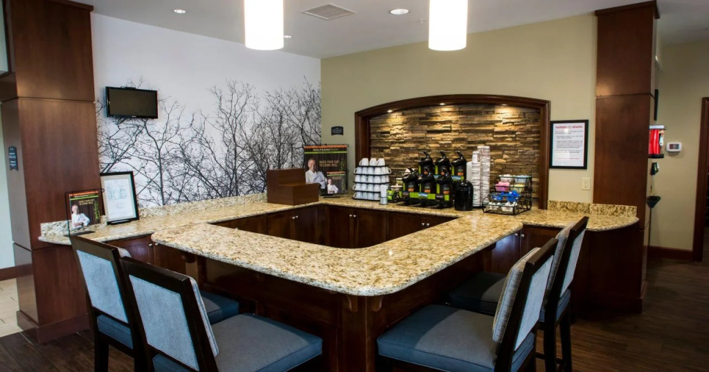 Staybridge Suites - Lexington S Medical Ctr Area by IHG
