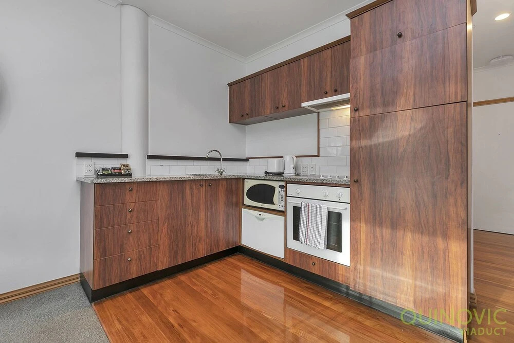 QV Refined & Central Apartment - 827
