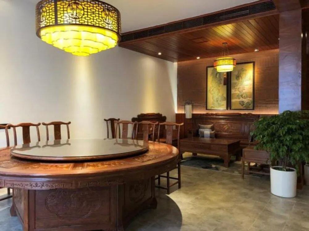 Deng Stone House Pastoral Resort