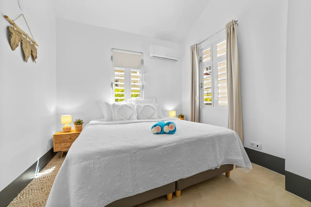 Kas Azul - New water front villa with private pool