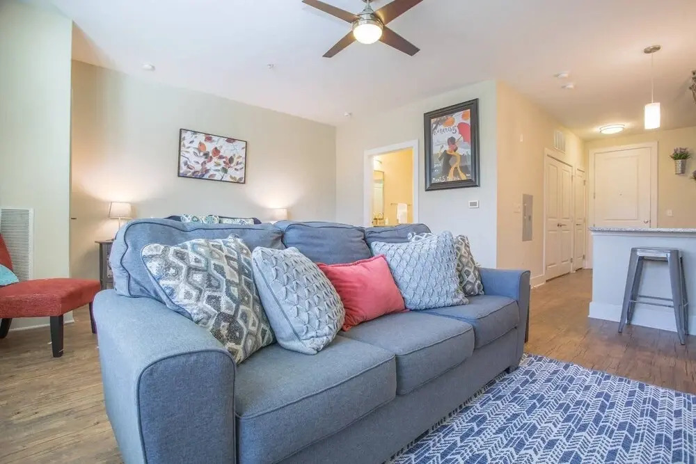 Frontdesk - Mezzo 1 Southpark Apts Charlotte, NC