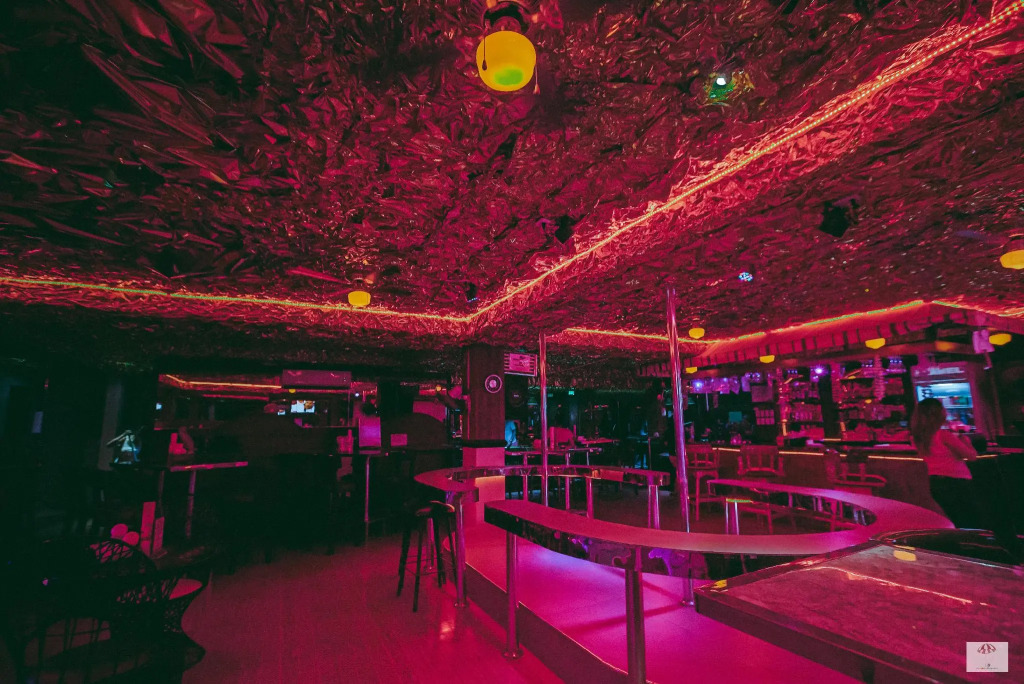 Thumbstar Hotel Bar
