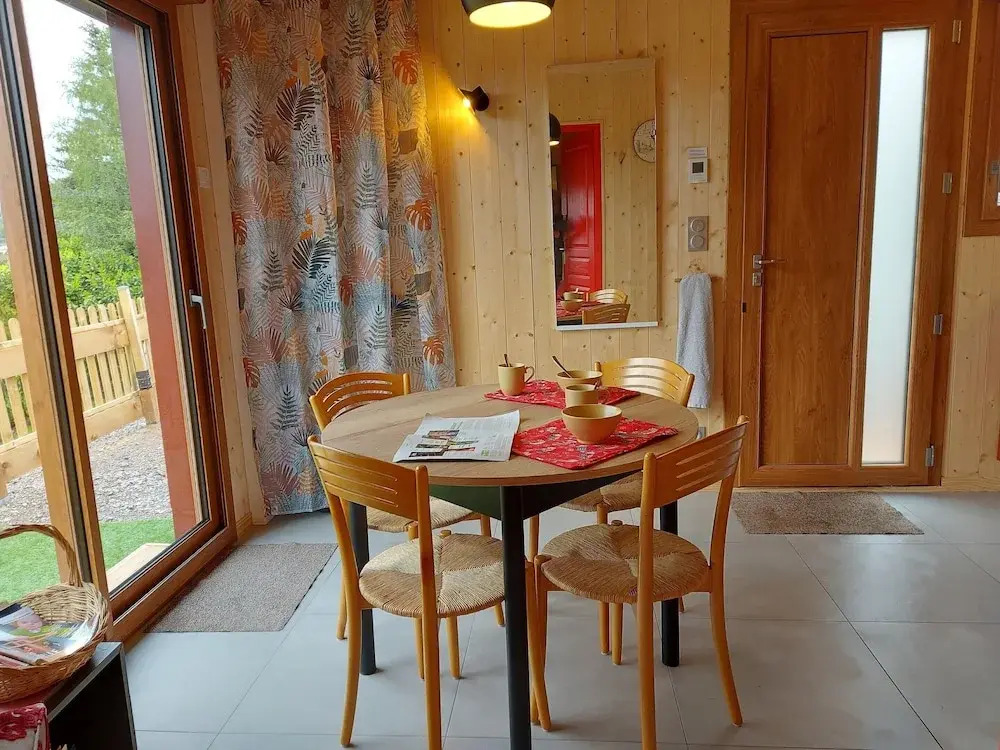 2 Chalets for 4 People
